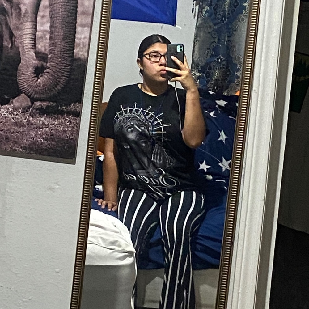 Meet your Posher, Andrea